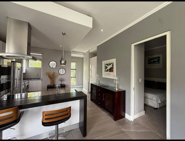 2 BEDROOM APARTMENT FOR SALE IN HYDE PARK